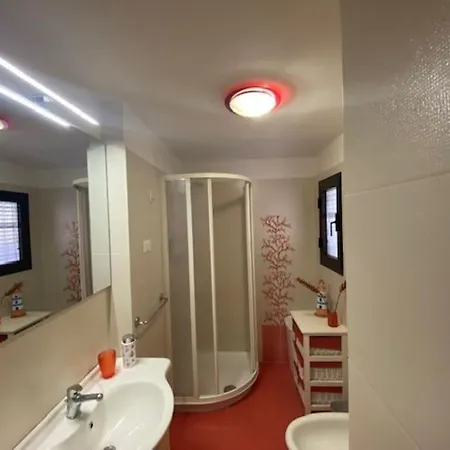 Casa Scrigno Di Mare-pineta Vicinissimi * Viareggio