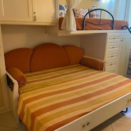 Casa Scrigno Di Mare-pineta Vicinissimi Апартаменты Виареджо