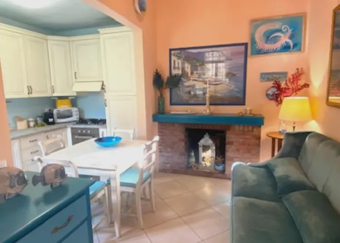 Casa Scrigno Di Mare-pineta Vicinissimi В'яреджо